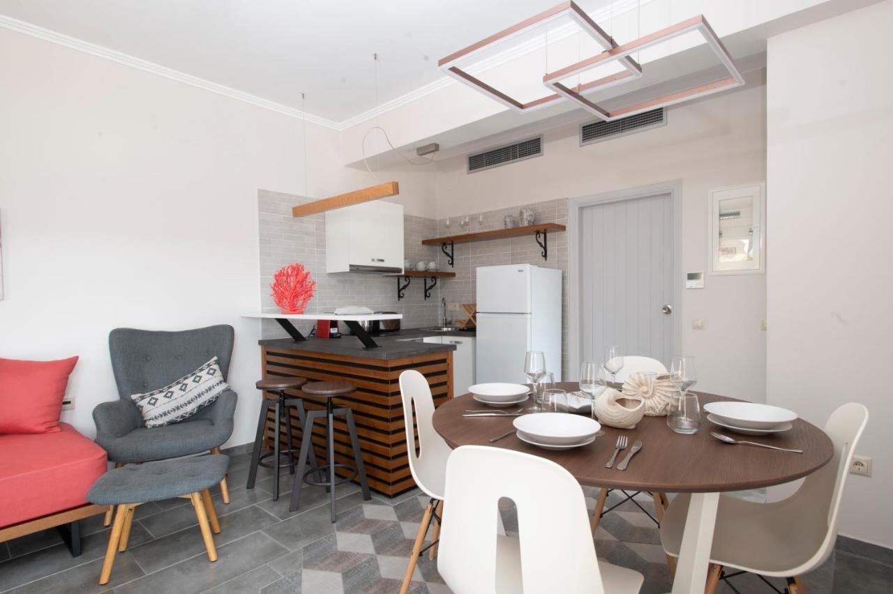 Alma Hills Gialova Apartment Exterior photo